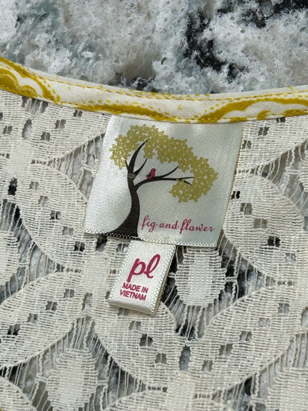 Fig & Flower - Picture 4 of 9